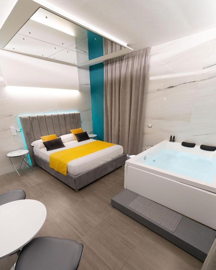 Intimity Luxury Rooms Qualiano Extérieur photo